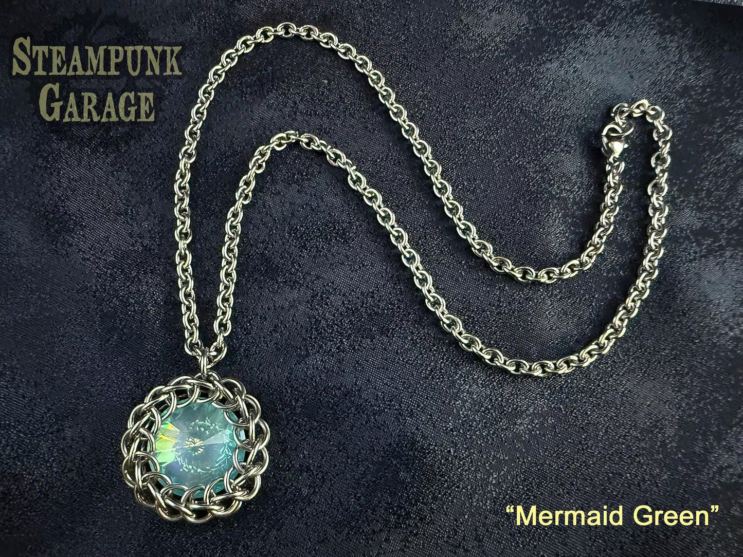 Heartbound Pendant (Necklace)