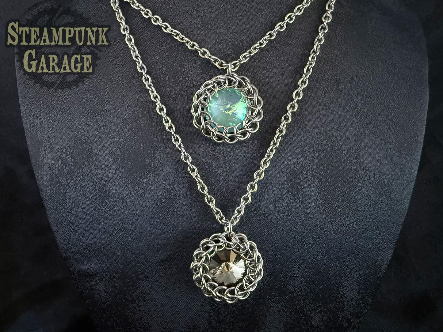Heartbound Pendant (Necklace)